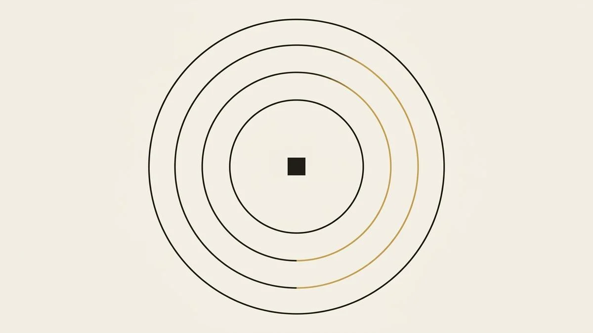 Three thin concentric rings drawn around a single small square, showing a service area spreading out from one base